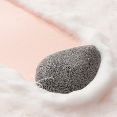 Спонж косметический с древесным углем «Bamboo Charcoal Konjac Sponge» - Фото 3