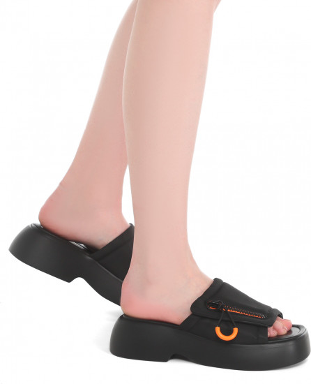 Шлёпанцы женские