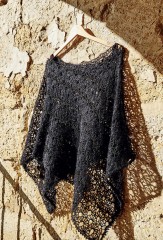 Нежные ажуры. Шали, пуловеры и аксессуары. Крючок - Фото 1