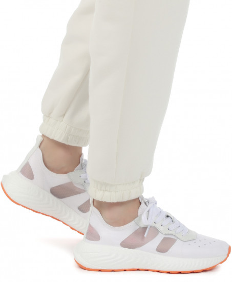 Кроссовки женские