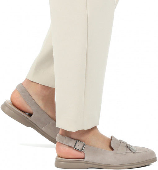 Лоферы женские