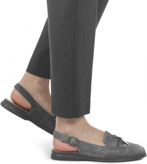 Лоферы женские