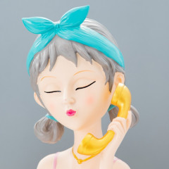 Лампа настольная «Девушка с телефоном» - Фото 3