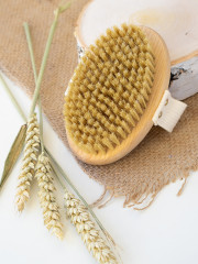 Щетка для сухого массажа с ремешком - Фото 3