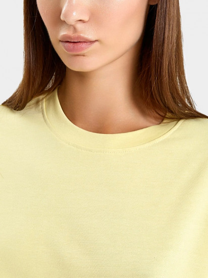 Футболка женская