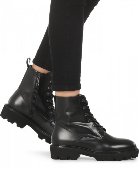 Ботинки женские