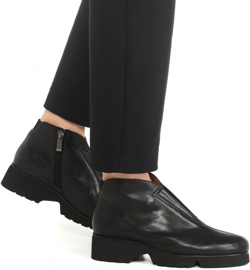 Ботинки женские