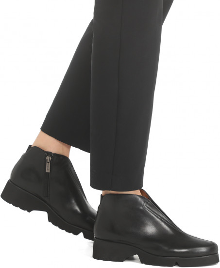 Ботинки женские