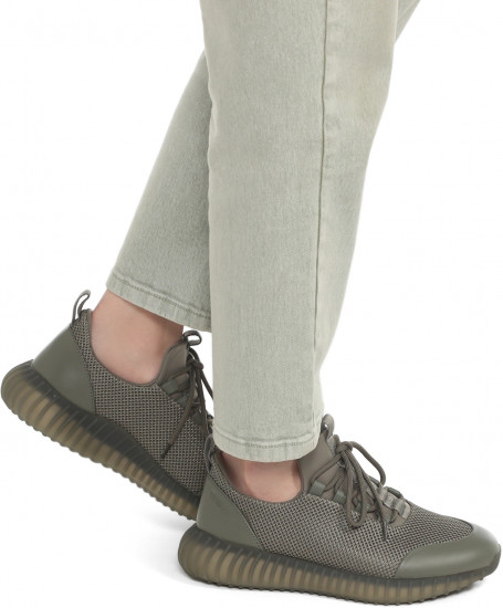 Кроссовки женские