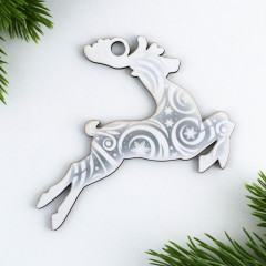 Подвеска деревянная на подложке «Олень» - Фото 1