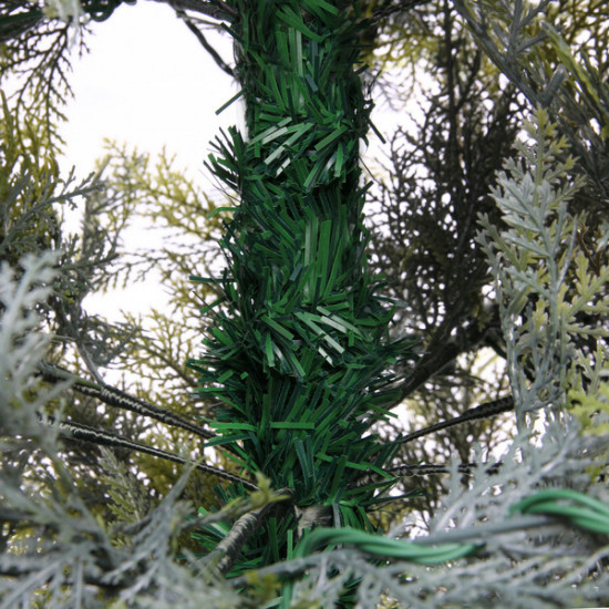 Ёлка искусственная светодиодная «Лесная радость»