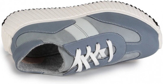 Кроссовки женские