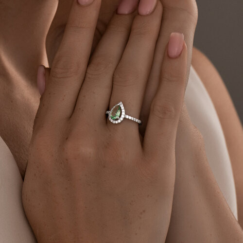 Кольцо из серебра с ситаллом и фианитами