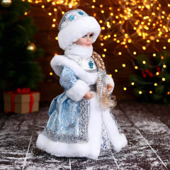 Фигурка «В голубой шубке с цветами» - Фото 3