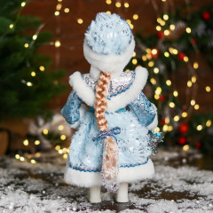 Фигурка «В шубке с камнями и барабанчиком» - Фото 2