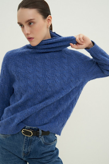 Свитер женский