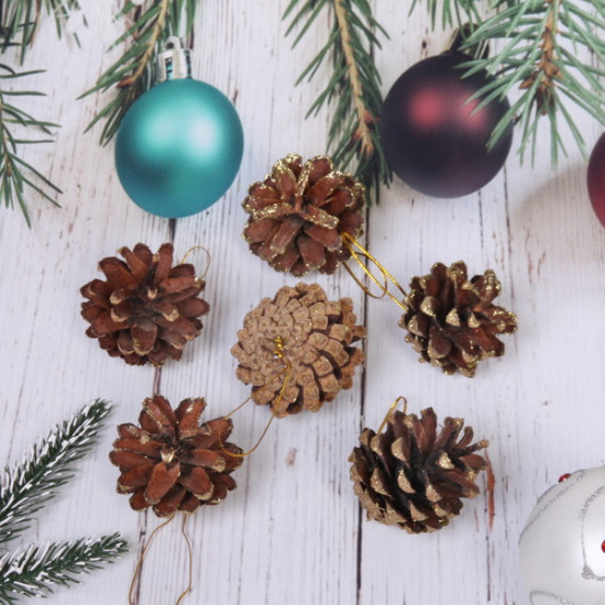 Набор украшений новогодних «Шишки с золотым инеем»