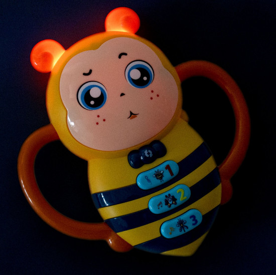 Игрушка развивающая «Пчелка»