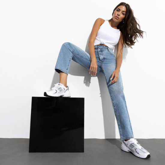 Джинсы женские