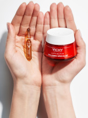 Liftactiv Glyco-c cыворотка-пилинг ночного действия в ампулах - Фото 9