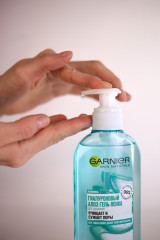 Гиалуроновый гель-пенка для умывания «Skin Naturals» с алоэ - Фото 3