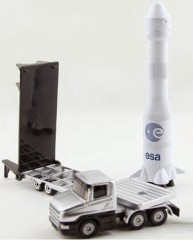 Тягач с ракетой - Фото 1