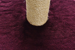 Когтеточка-столбик с помпоном - Фото 2