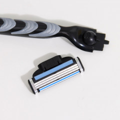 Бритва со сменной кассетой - Фото 3