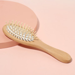 Расчёска массажная «светлое дерево» - Фото 1