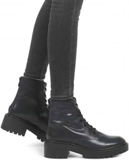 Ботинки женские