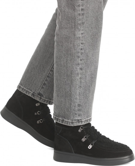 Ботинки женские