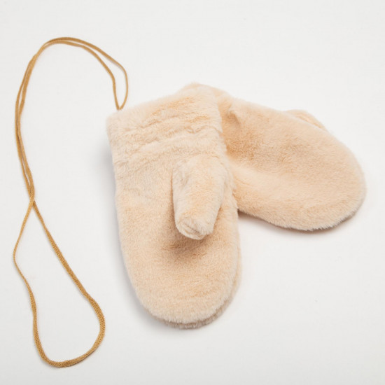 Варежки женские