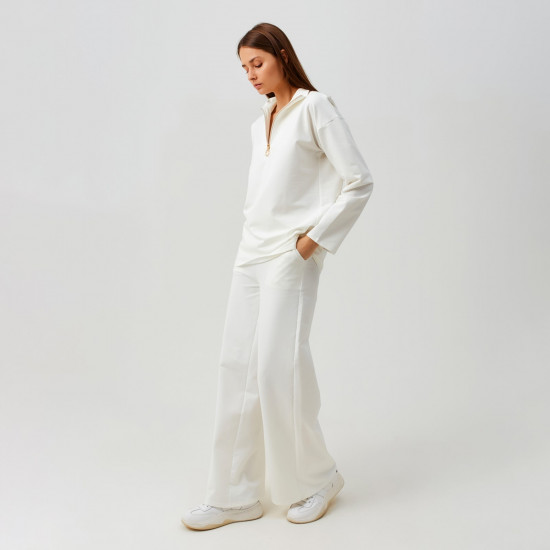 Костюм женский