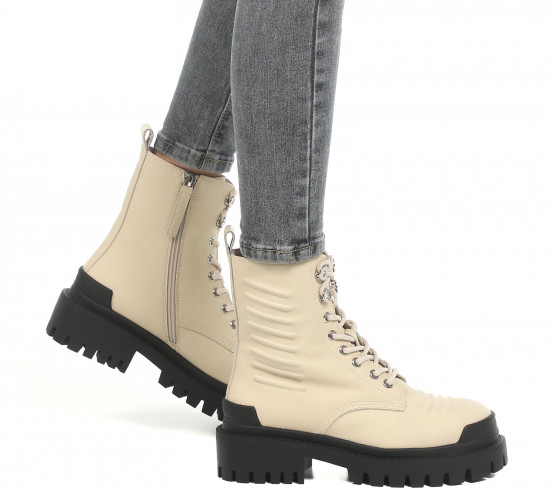 Ботинки женские