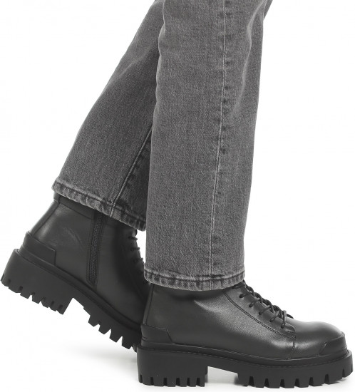 Ботинки женские