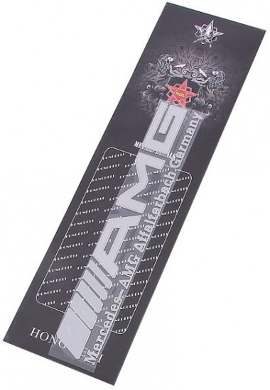 Шильдик «AMG»