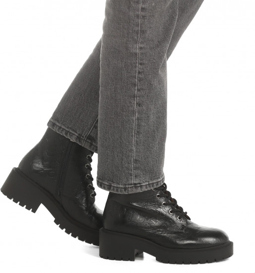 Ботинки женские