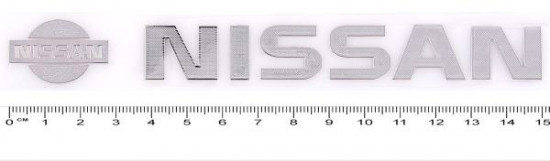 Шильдик «Nissan»
