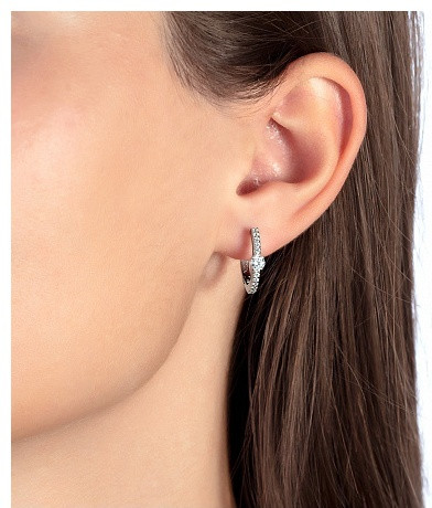 Серьги из серебра с фианитами