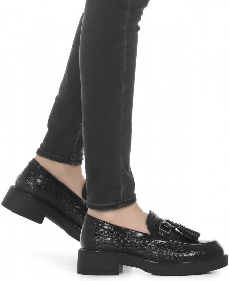 Лоферы женские