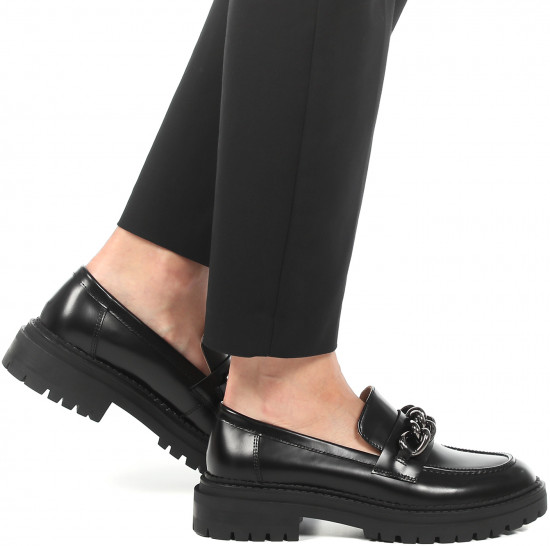 Лоферы женские