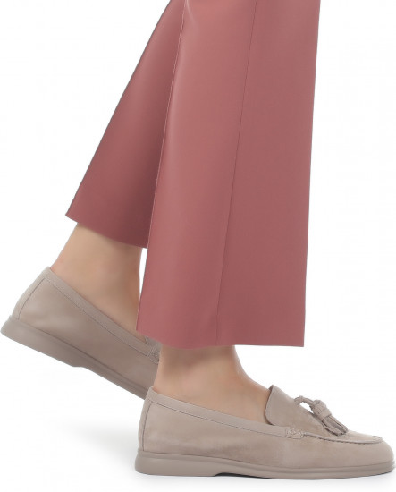 Лоферы женские