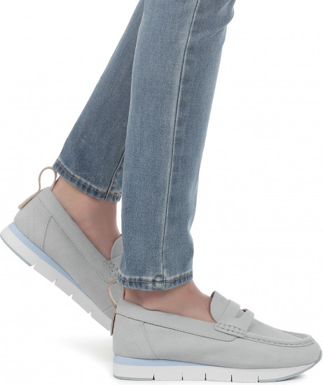 Лоферы женские