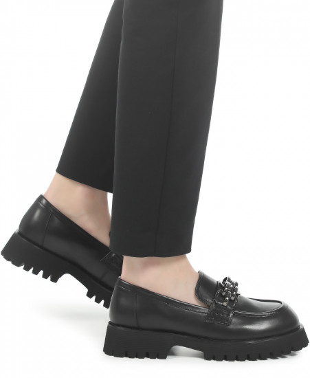 Лоферы женские