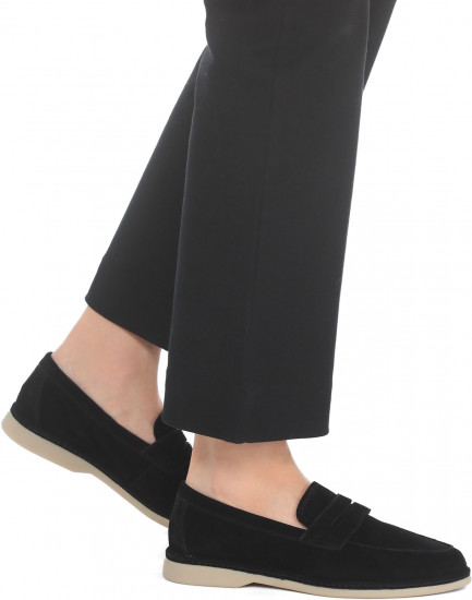 Лоферы женские