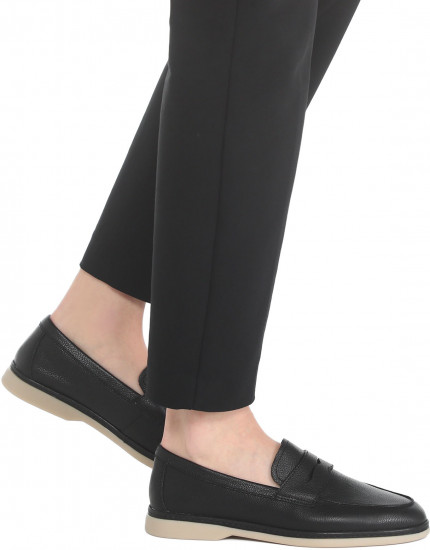 Лоферы женские