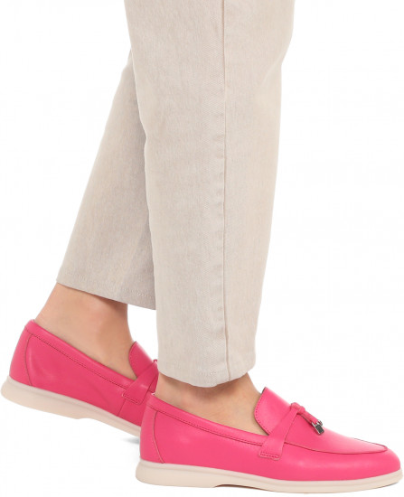 Лоферы женские