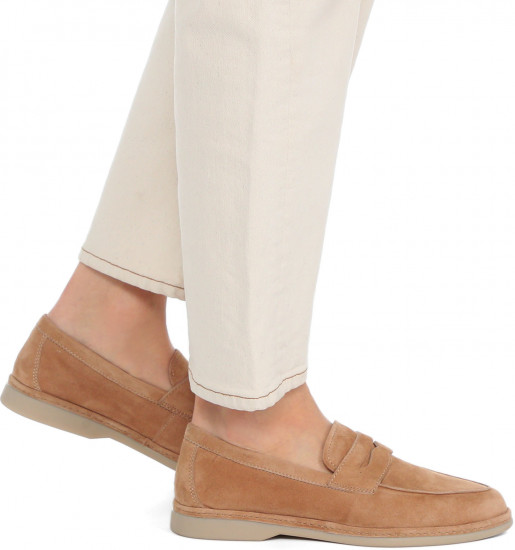 Лоферы женские