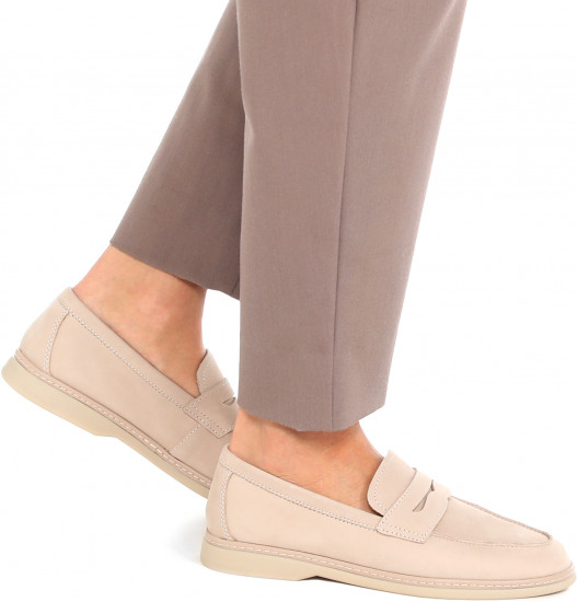 Лоферы женские