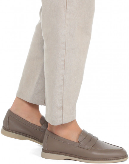 Лоферы женские